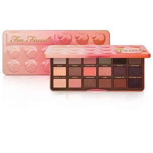 Too Faced Sweet Peach Palette New In Box 18 Color